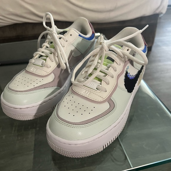 Nike Air Force One - Picture 2 of 7